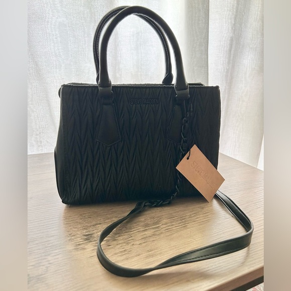 Steve Madden Black Handbag with Texture NWT - Picture 1 of 13